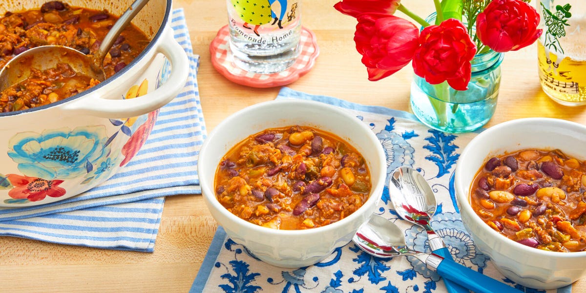 Homemade Cowboy Beans: The Ultimate One-Pot Comfort Food Recipe